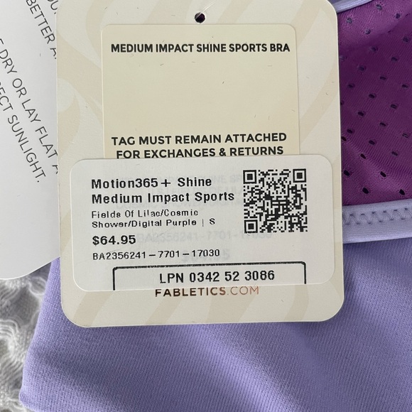 Fabletics Medium Impact Shine Sports Bra - Picture 3 of 4